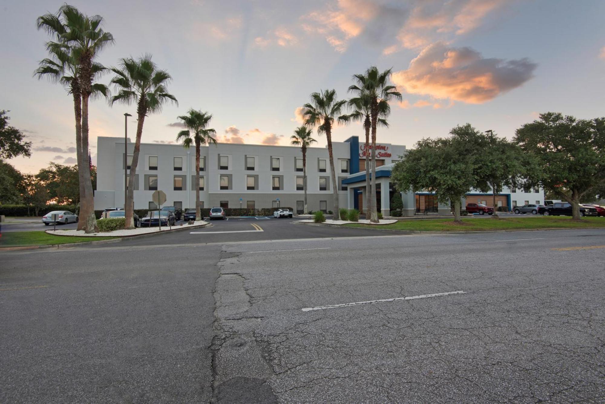 Hampton Inn & Suites Pensacola I-10 N At University Town Plaza Ferry Pass Zewnętrze zdjęcie
