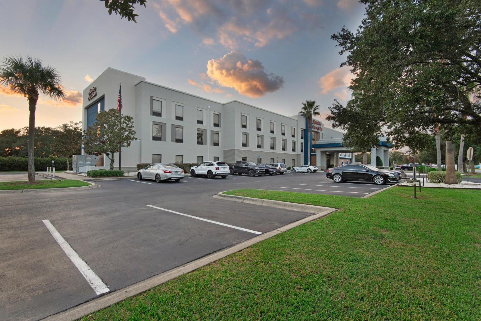 Hampton Inn & Suites Pensacola I-10 N At University Town Plaza Ferry Pass Zewnętrze zdjęcie